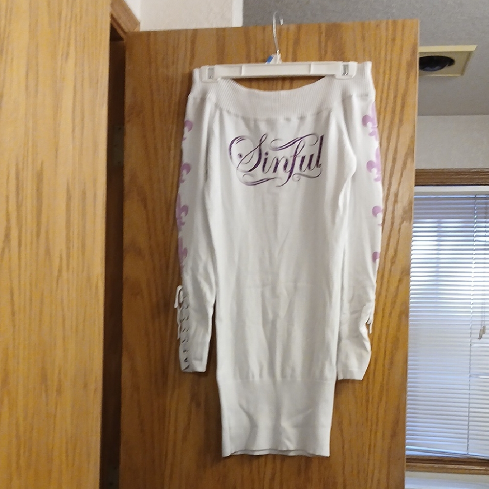 Sinful White Ribbed Garment